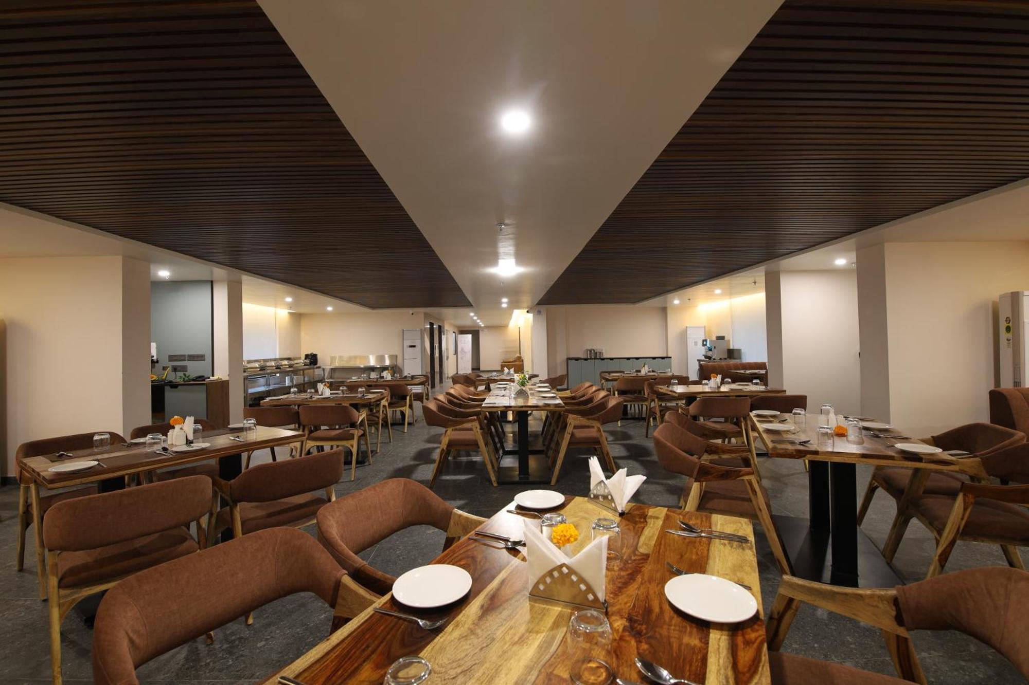 Clarks Inn Suites ชัยปุระ ภายนอก รูปภาพ