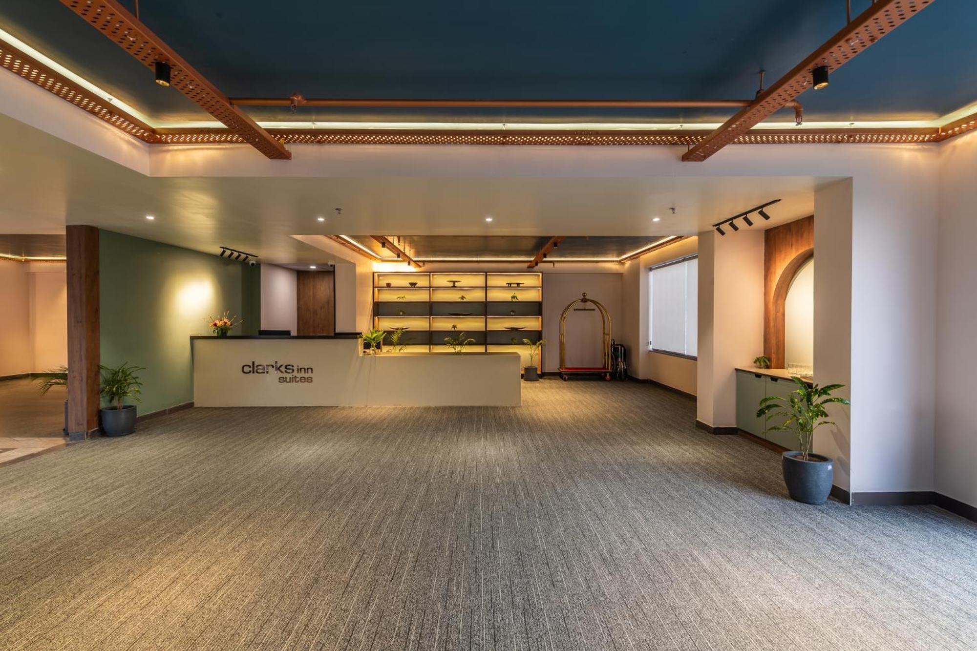 Clarks Inn Suites ชัยปุระ ภายนอก รูปภาพ