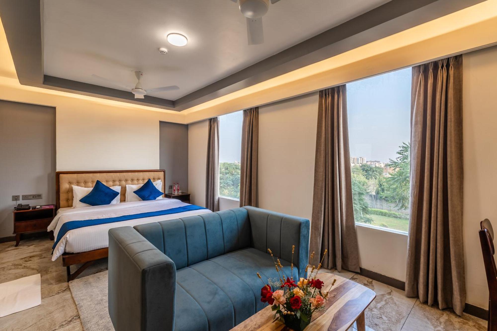 Clarks Inn Suites ชัยปุระ ภายนอก รูปภาพ